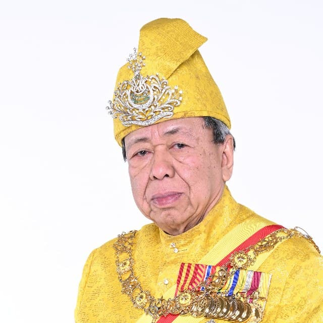 Sultan Sharafuddin Idris Shah